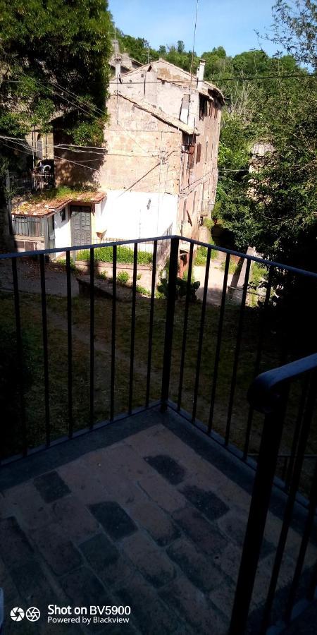 Casa Vittoria Apartment Calcata Exterior photo